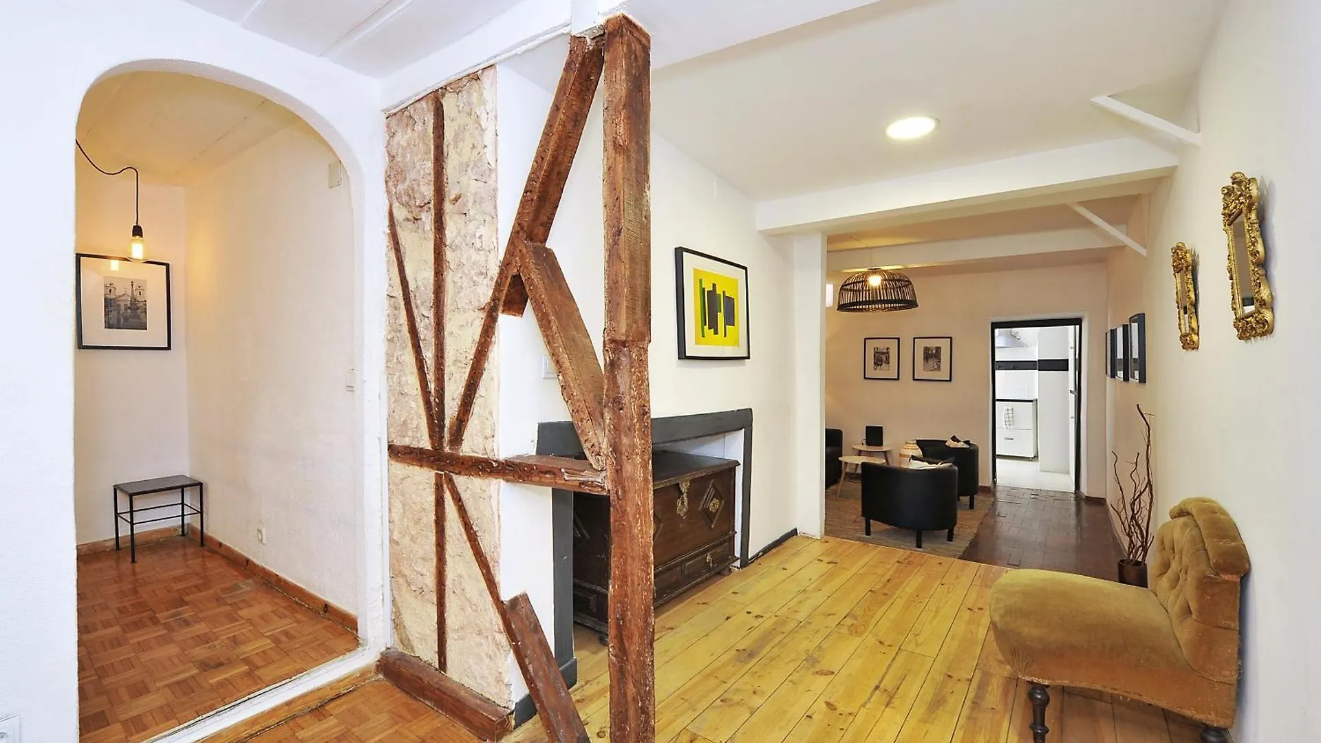 Vintage & Central Apartment In Bairro Alto Lisboa
