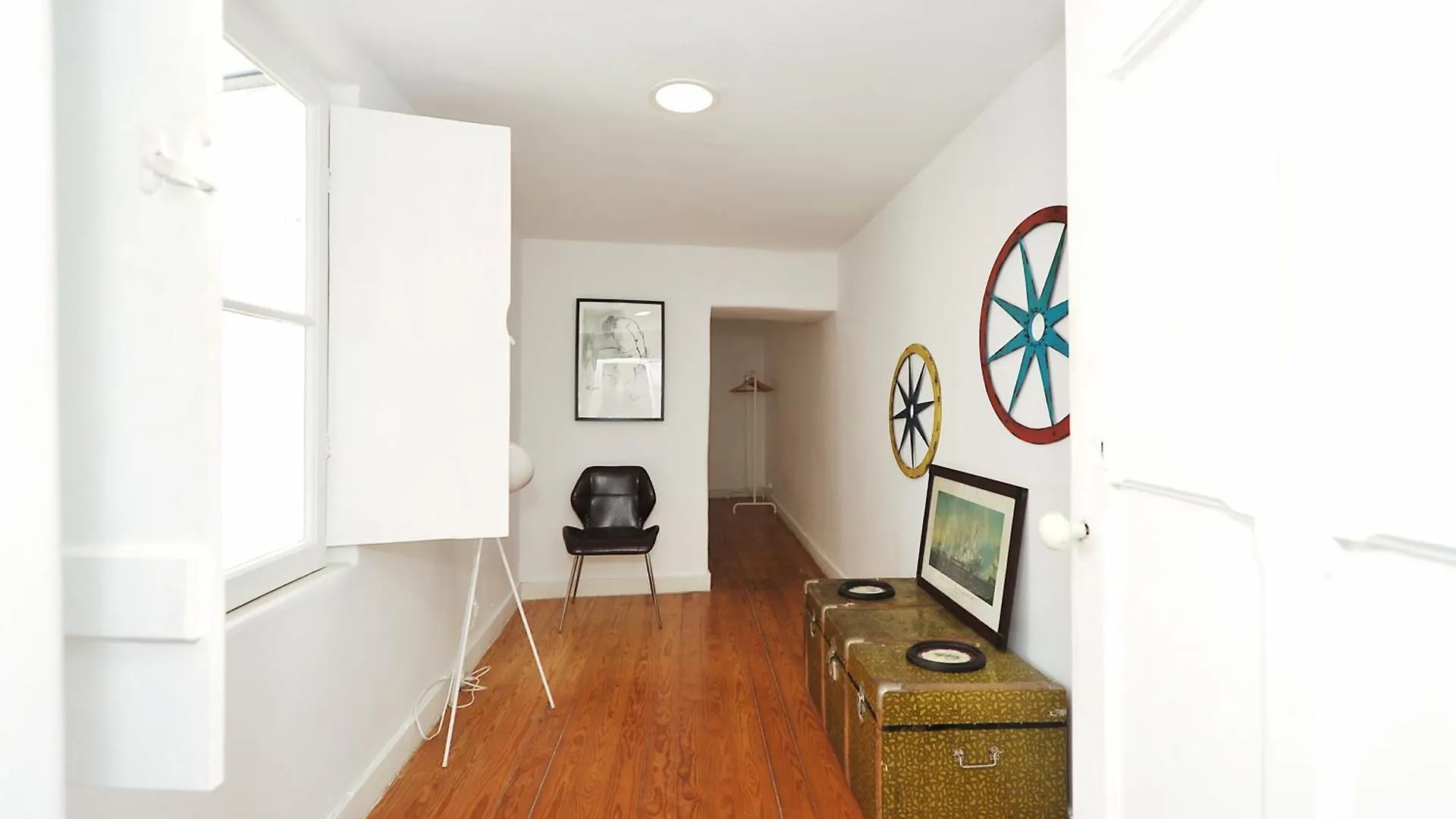 Vintage & Central Apartment In Bairro Alto Lisboa