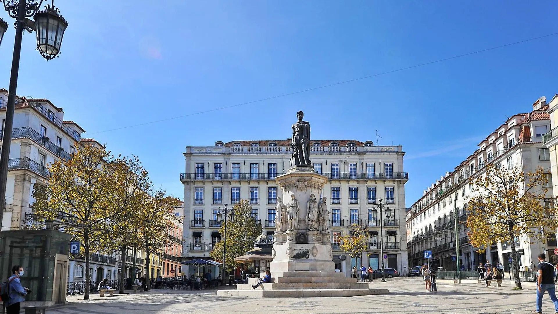 Vintage & Central Apartment In Bairro Alto Lisbon